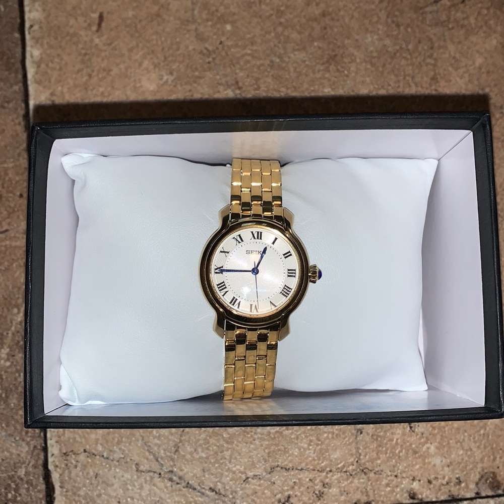 Seiko Essentials Quartz Movement White Dial Ladies Watch SRZ520